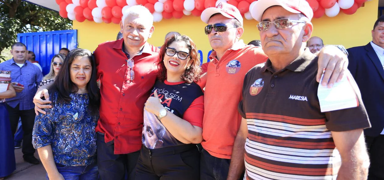 Warton Lacerda e Patrícia Leal participam da caravana de Lula