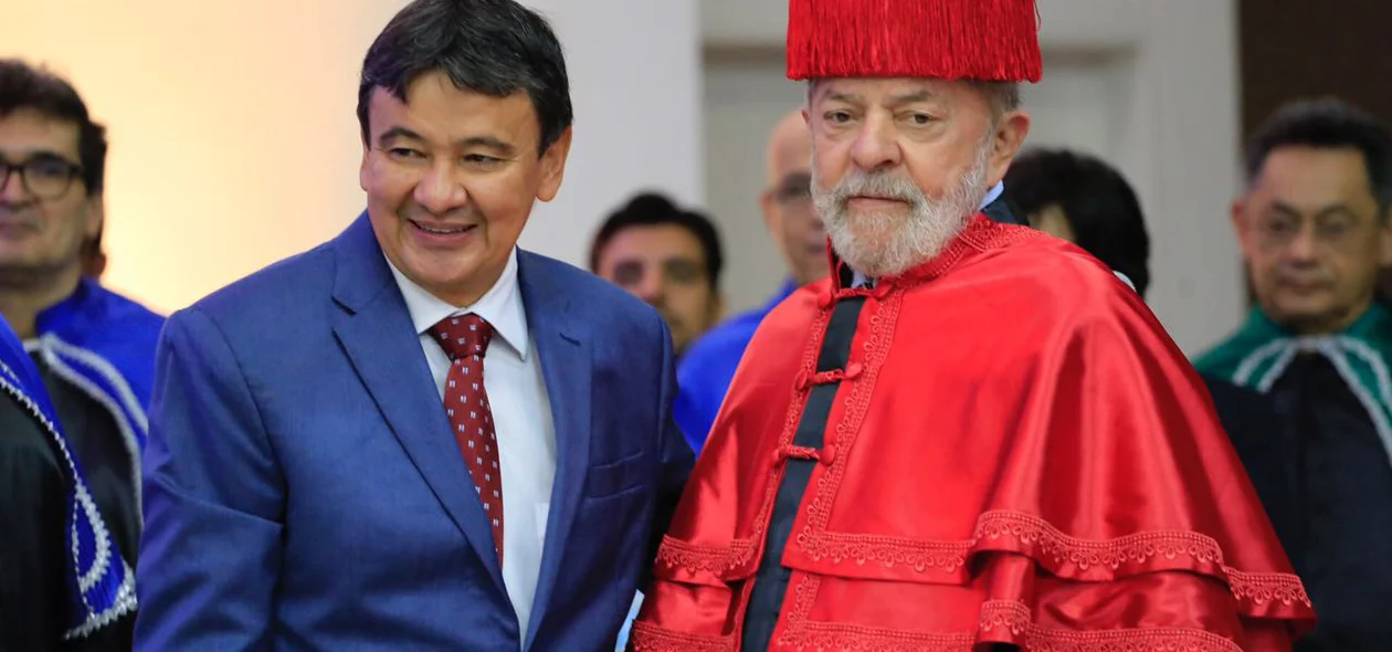 Governador Wellington Dias cumprimenta o ex-presidente Lula