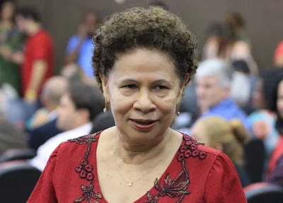 Regina Sousa