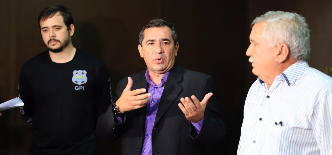 Delegados coordenaram operação da Polícia Civil