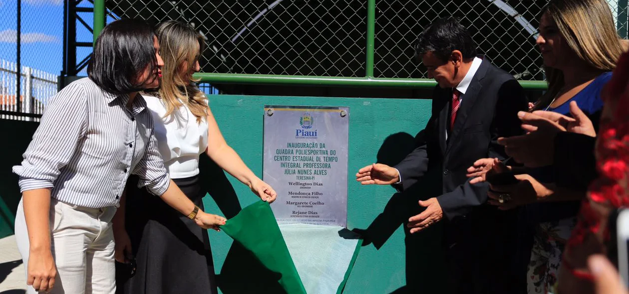 Inuaguração de ginásio