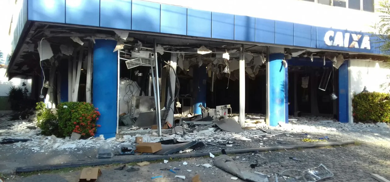 Agência destruída