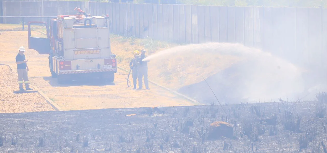 Corpo de Bombeiros esteve no local