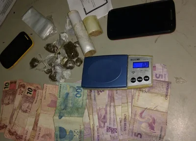 Material apreendido pela polícia
