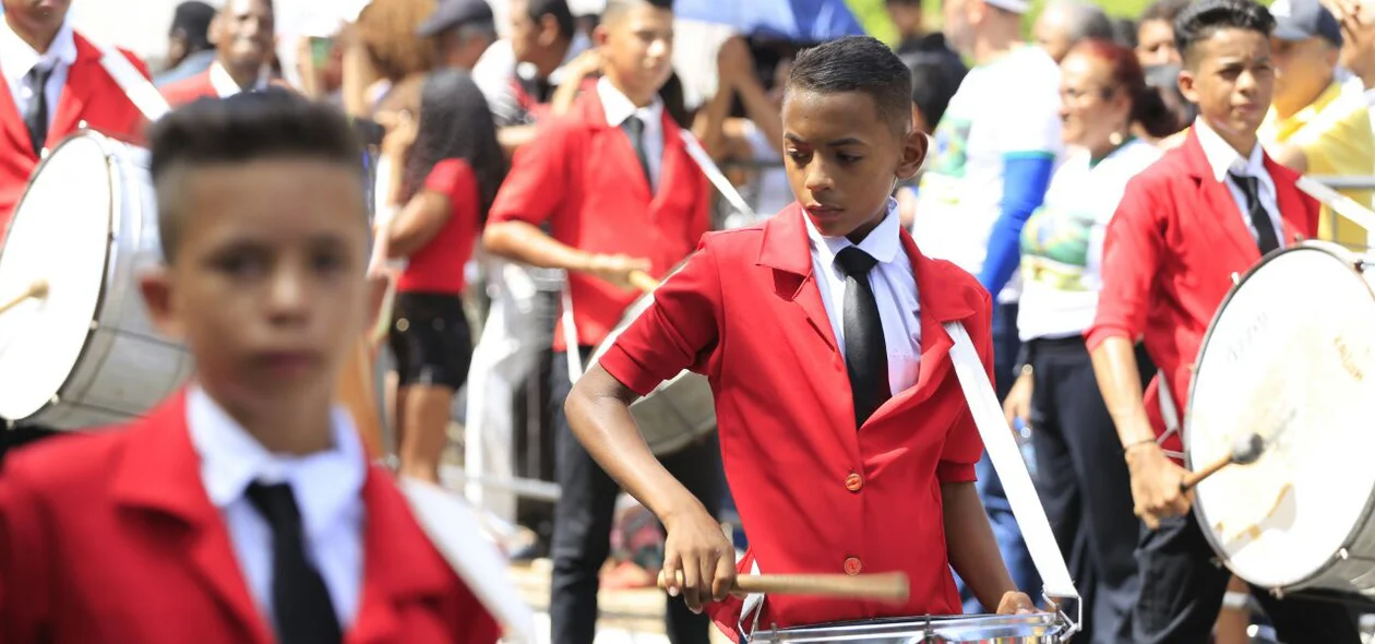 Banda feita por crianças e jovens participaram do desfile do 07 de setembro