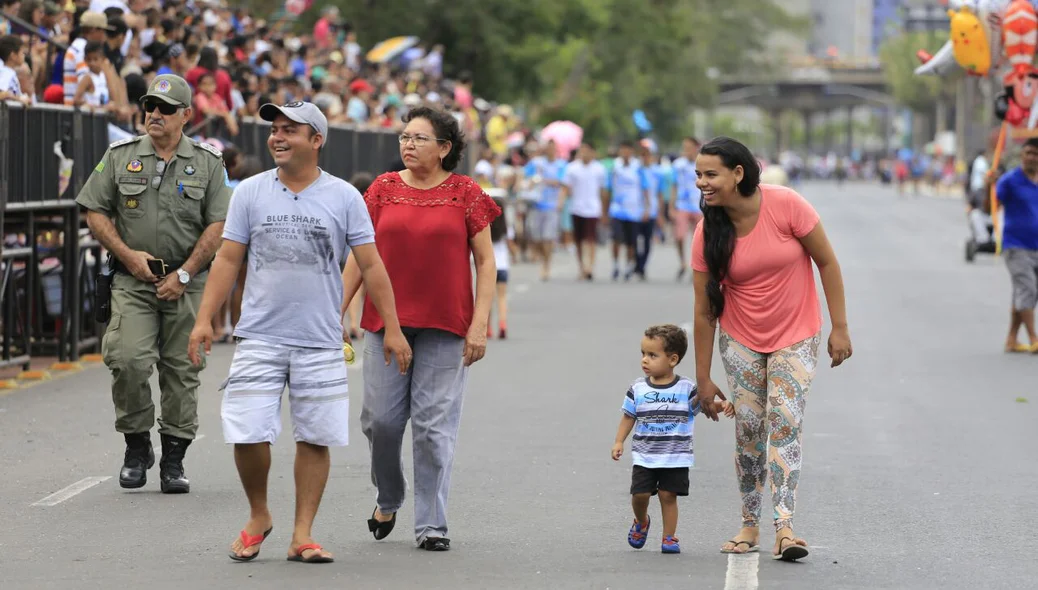 Famílias prestigiam o evento