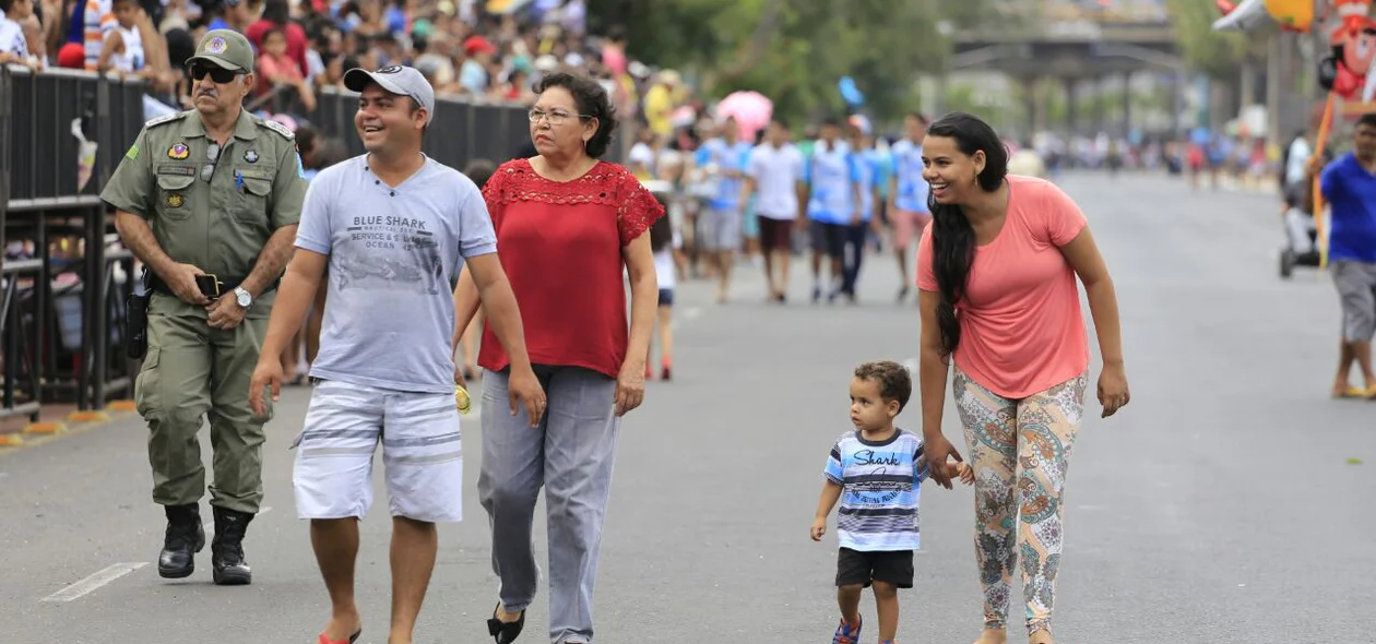 Famílias prestigiam o evento