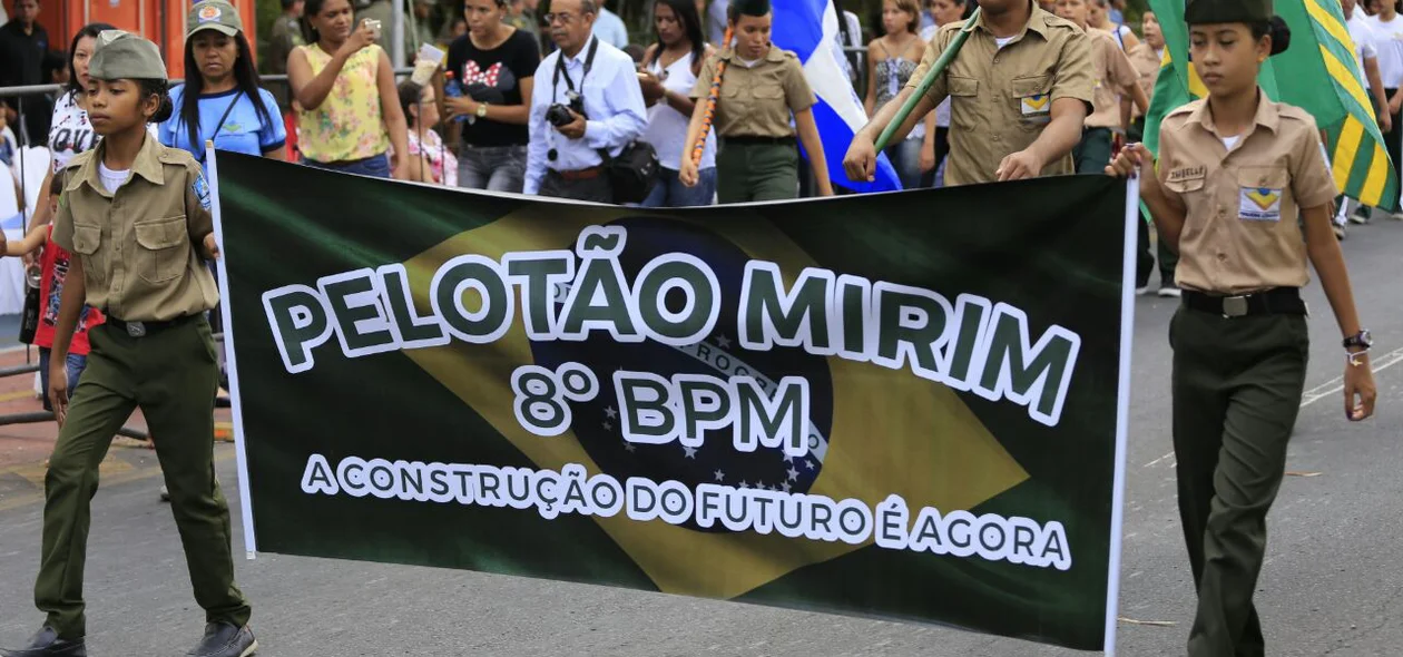 O Pilotão Mirim é um projeto de iniciativa da Polícia Militar