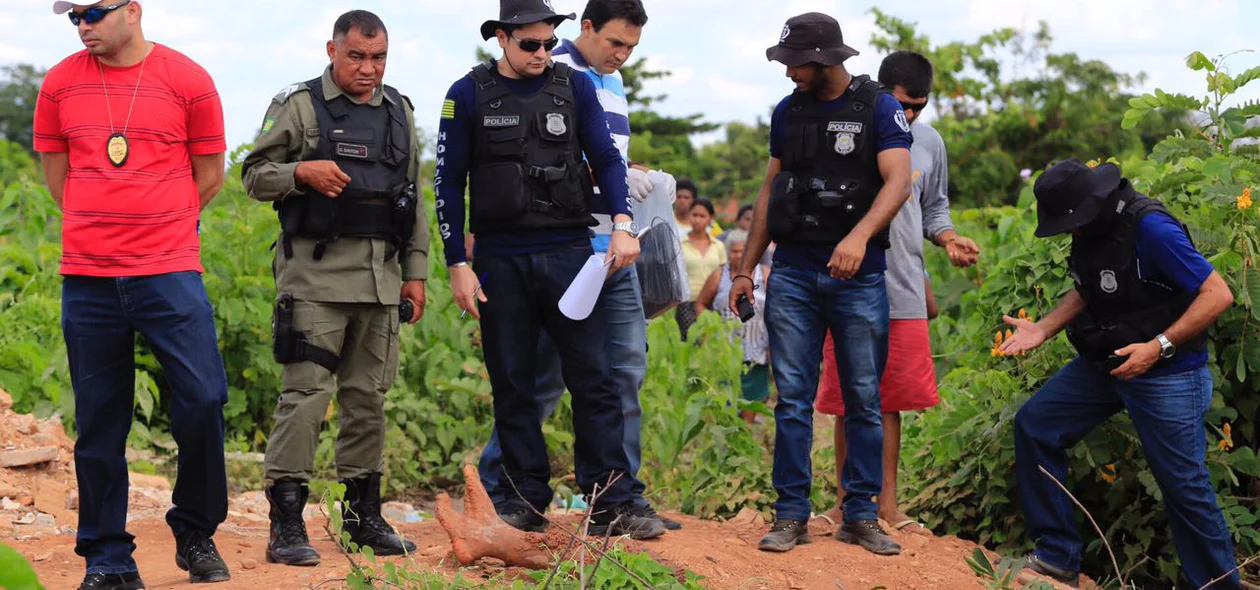 Polícia Militar e Delegacia de Homicídios estiveram no local