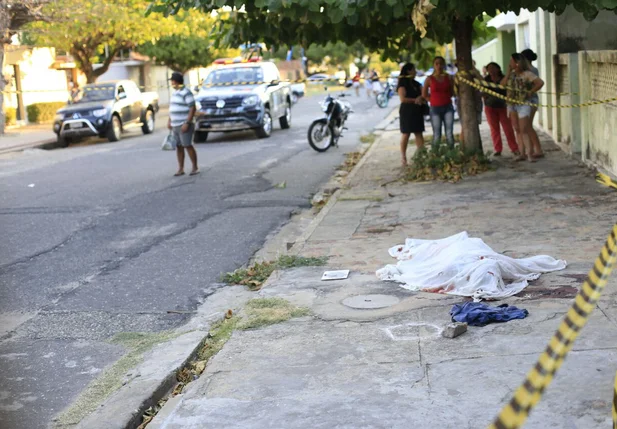 Jovem de 22 anos é morto com cinco tiros na Vila Operária