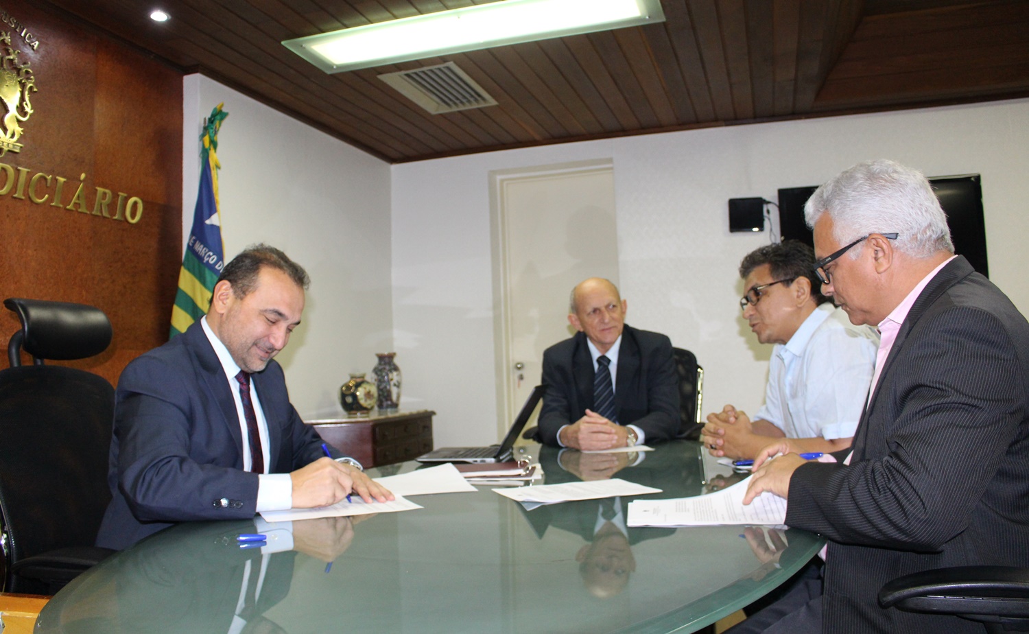 Parceria assinada nesta segunda