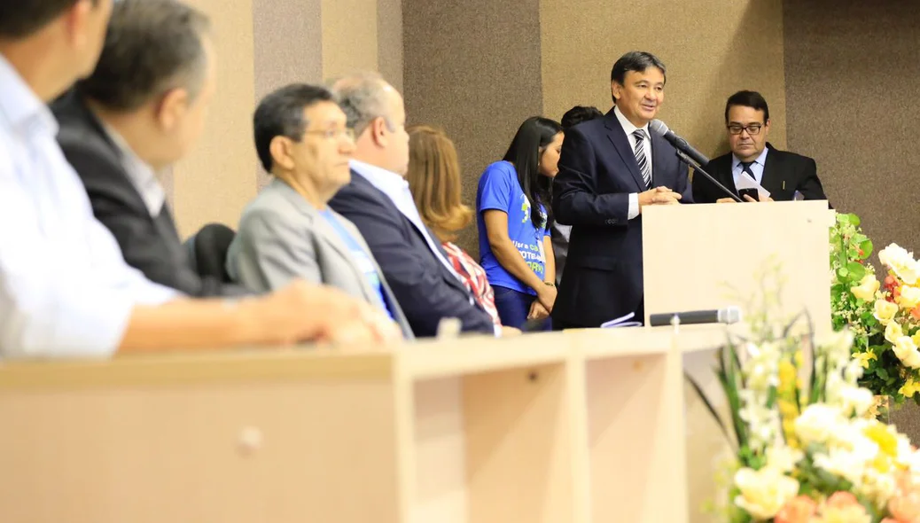 Wellington participa da solenidade de abertura da Semana da Responsabilidade Social