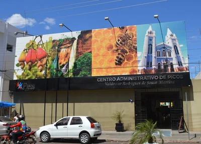 Fachada do Centro Administrativo