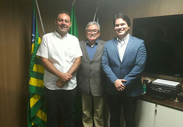 Jeová recebe visita do Conselho de Medicina Veterinária do Piauí