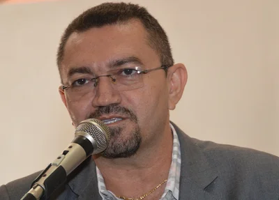 Prefeito de Picos vai gastar 275 mil reais com quentinhas