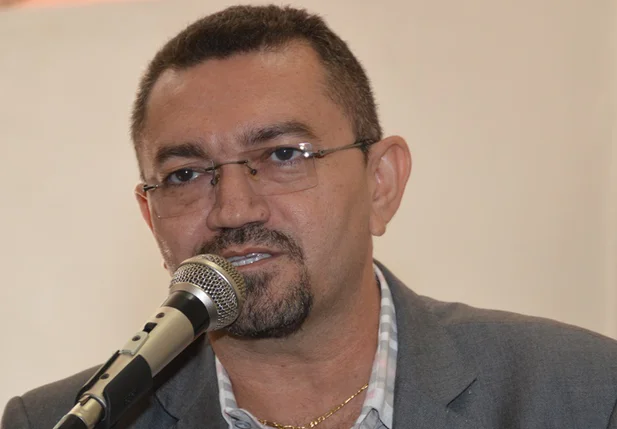Prefeito de Picos vai gastar 275 mil reais com quentinhas