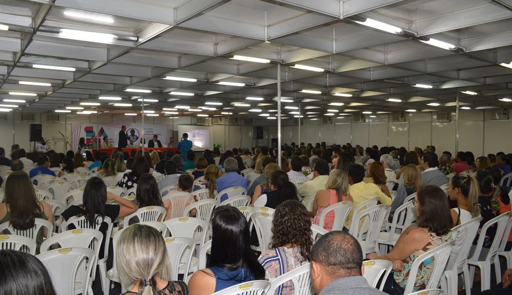 Abertura solene contou com público expressivo