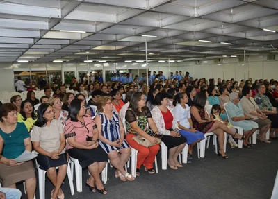Público lota o auditório