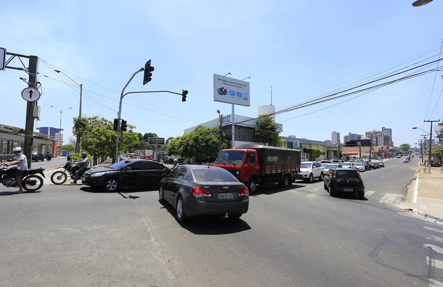 Strans e PRF foram acionados para orientar os condutores