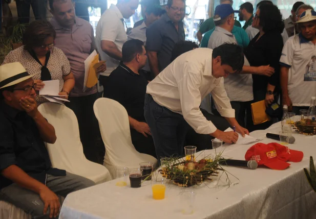 Assinatura de ordem de serviço 