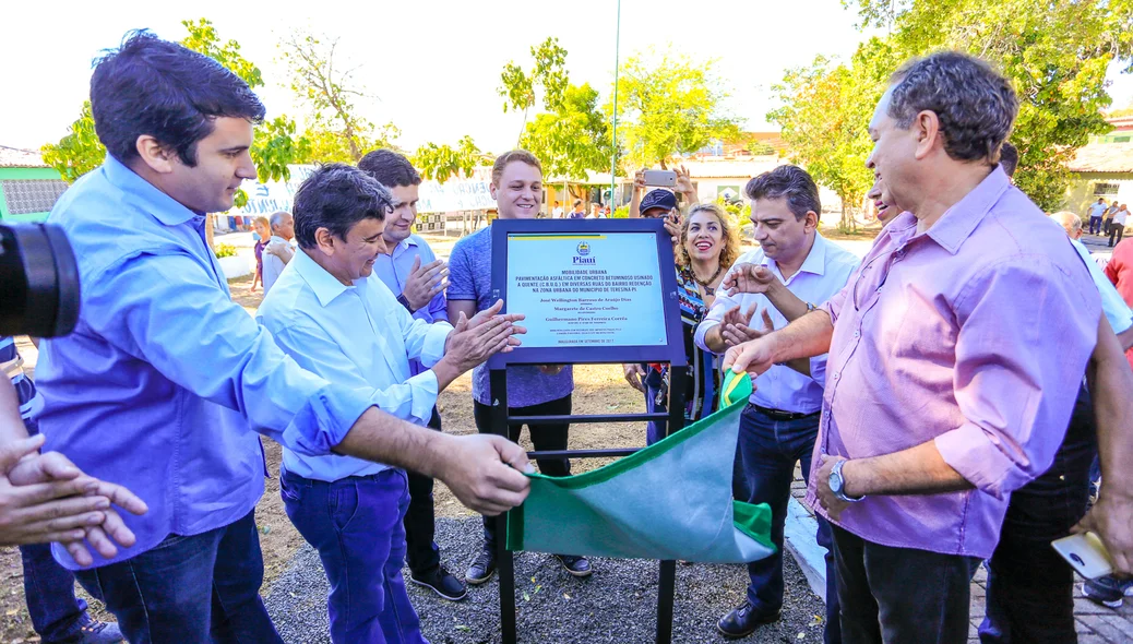 Descerramento da placa