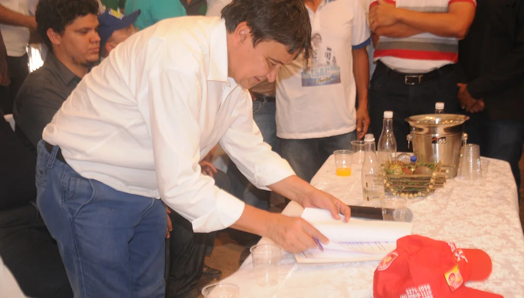 Governador autoriza obras 