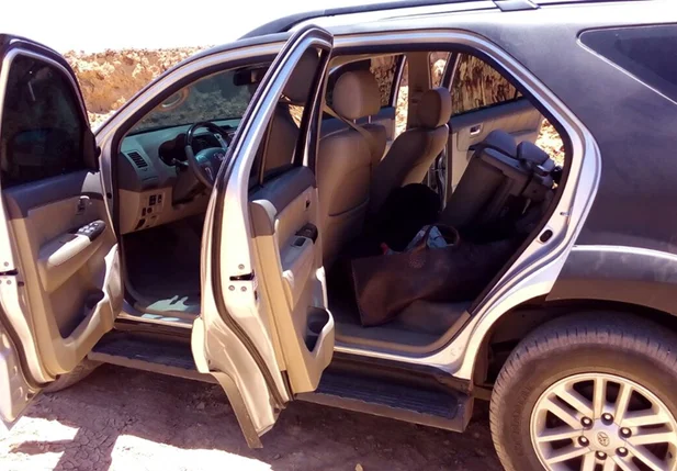 BOPE é acionado para carro com explosivos encontrado em Timon