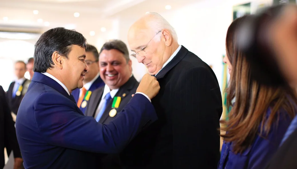 Conselheiro Luciano Nunes está entre os homenageados