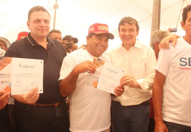 Programa Setre nos Municípios certifica 60 alunos em Piripiri