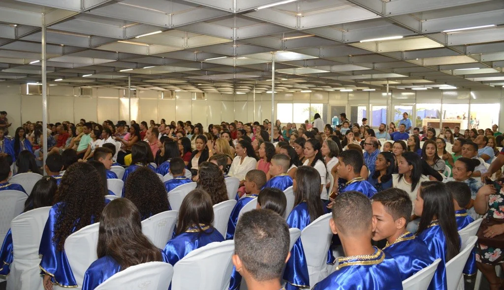 Público lota auditório 