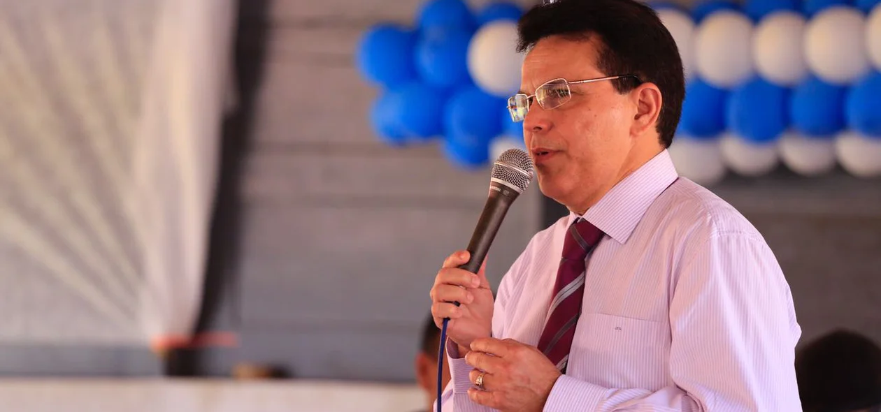 Secretário Zé Santana