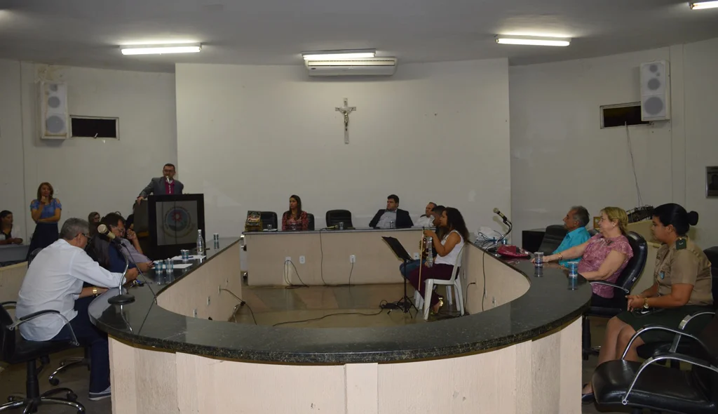 Posse foi prestigiada por vários segmentos sociais