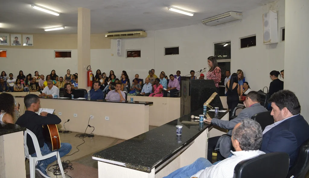 Solenidade de posse reuniu várias autoridades