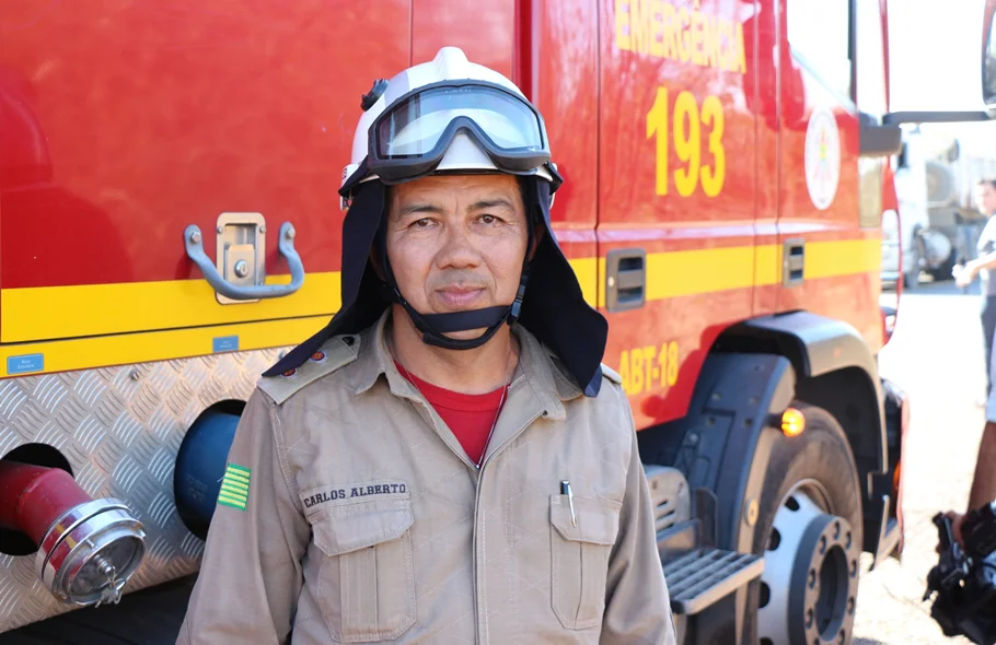 Tenente Carlos Alberto do Corpo de Bombeiros