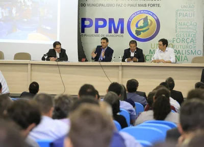 Autoridades participaram do evento na APPM