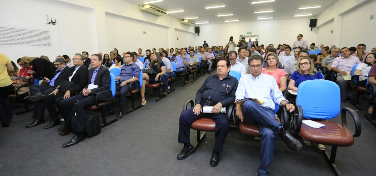 Autoridades presentes no evento
