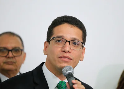 Daniel Oliveira  