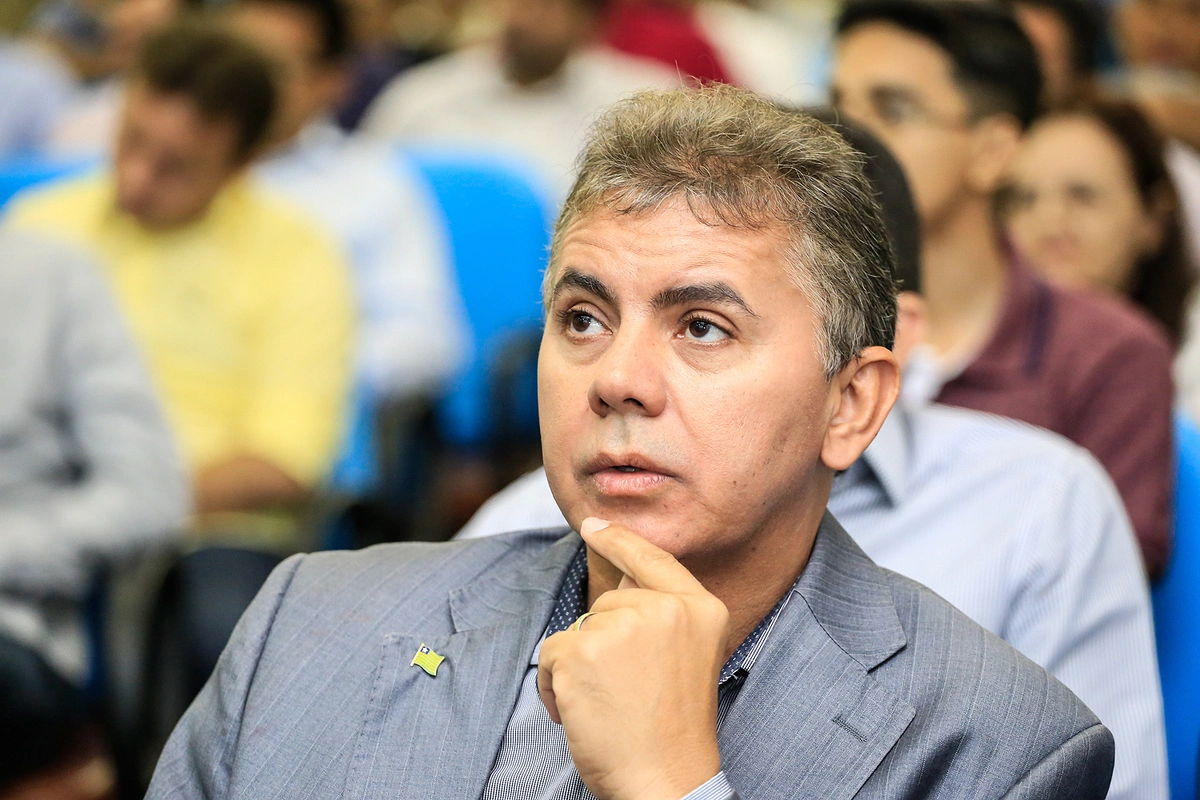 Paulo Martins