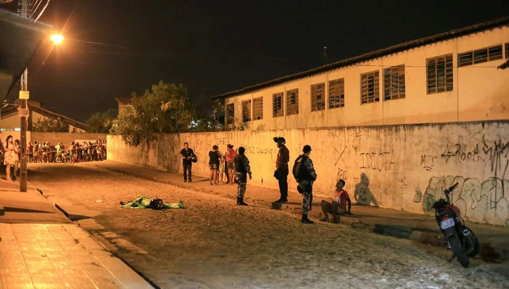Polícia isolou a área