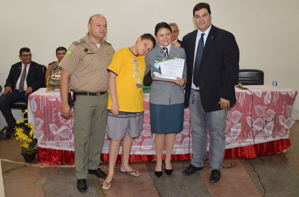 Capitã Cléia recebe a cidadania picoense