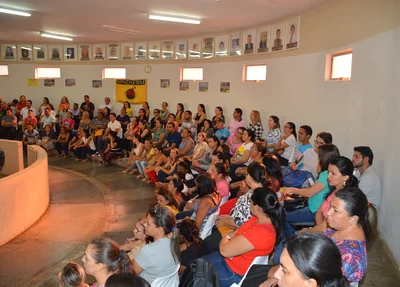 Galerias da Câmara de Picos ficaram lotadas