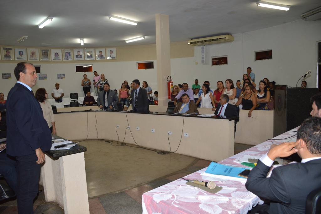 Na segunda votação projeto recebeu três votos contra e dez a favor