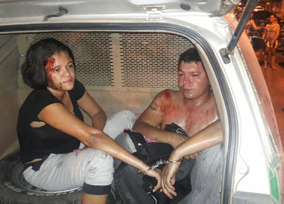 Casal foi agredido por populares