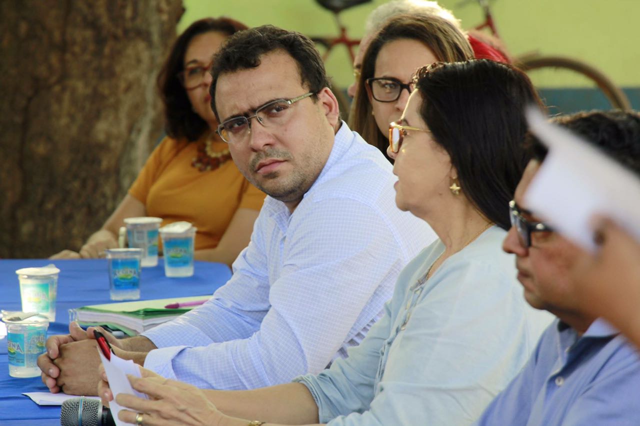 Dr. Lázaro em audiência