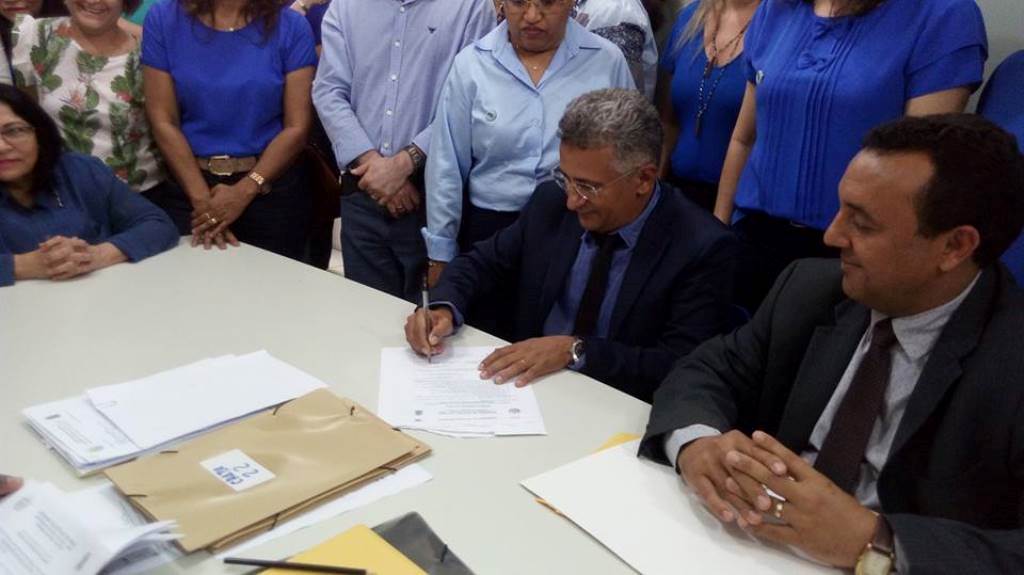 Evandro Alberto concorrerá ao cargo de vice-reitor