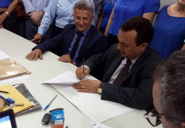 Nouga Cardoso concorrerá à reeleição
