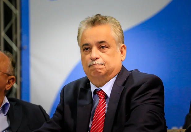Robert Rios 