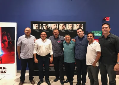 Wilson Martins vai ao cinema com líderes de pequenos emergentes 