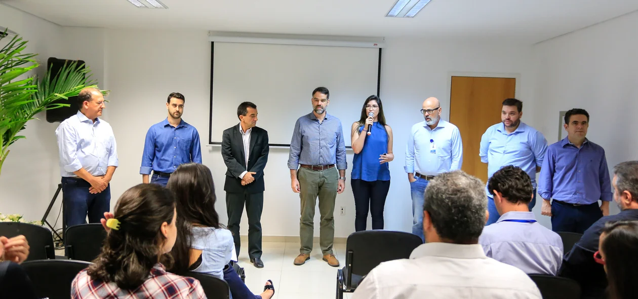 Parte da equipe da Águas de Teresina