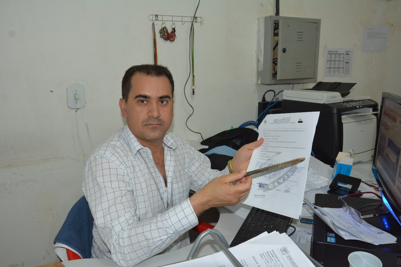 Delegado Miguel e a arma utilizada no crime